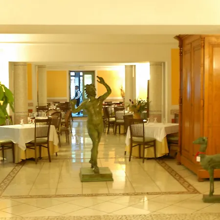 Il Tesoro Pompeiano 3* Pompéi